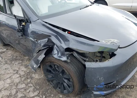 2023 Tesla Model Y Awd/Long Range Dual Motor All-Wheel Drive from USA, damaged, VIN 7SAYGDEE0PA125912